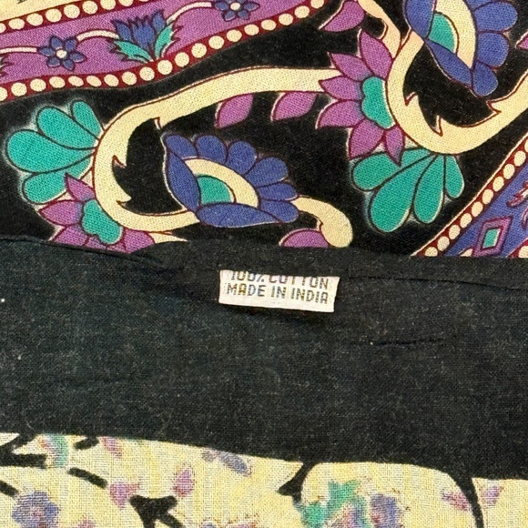 Large Mandalla Wall Tapestry - Picture 6 of 6